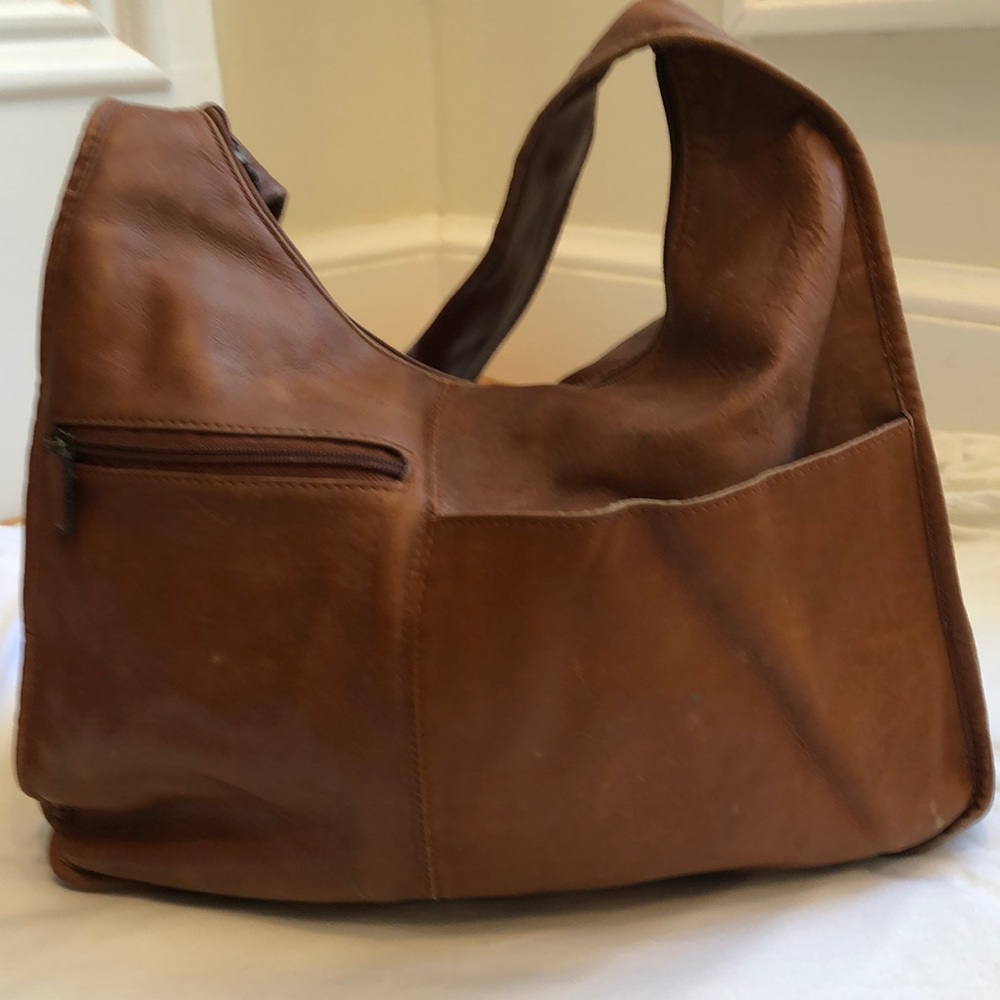 Boulder Ridge Cowhide Leather Hobo Bag